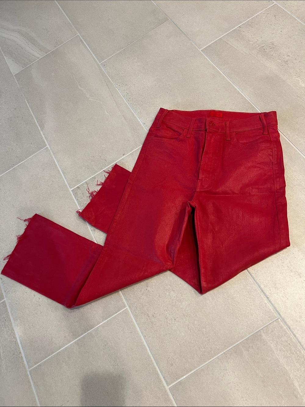 MOTHER The Hustler Ankle Fray Red Cropped Ankle Jeans